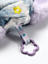 Load image into Gallery viewer, Flower Market JuJu - Cookie Designer Toy CJ Hendry