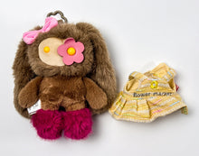Load image into Gallery viewer, Flower Market JuJu - Kenny Designer Toy CJ Hendry