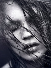 Load image into Gallery viewer, Kate for Obsession Print Mario Sorrenti