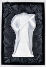 Load image into Gallery viewer, Power Sculpture Sculpture Cleon Peterson