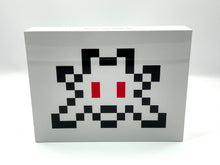 Load image into Gallery viewer, 3D Little Big Space Sculpture Invader
