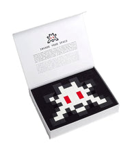 Load image into Gallery viewer, 3D Little Big Space Sculpture Invader