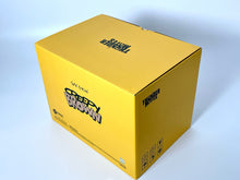 Load image into Gallery viewer, Creepy Brown (Charlie Brown) Vinyl Figure Cote Escriva