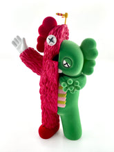 Load image into Gallery viewer, KACHAMUKKU (Red/Green) Vinyl Figure KAWS