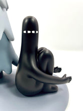 Load image into Gallery viewer, Waiting For Luv Vinyl Figure Ryan Travis Christian