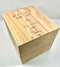 Load image into Gallery viewer, Waiting For Luv Vinyl Figure Ryan Travis Christian