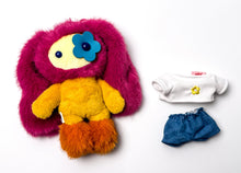 Load image into Gallery viewer, Flower Market JuJu - Boo Designer Toy CJ Hendry
