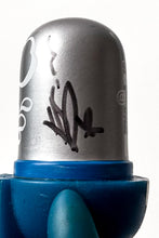 Load image into Gallery viewer, 'No Skool' Thundermutt Designer Toy (Signed) Vinyl Figure SEEN
