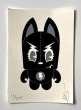 Load image into Gallery viewer, Thundermutt Designer Toy &amp; Mini-Print (Signed &amp; Doodled) Vinyl Figure Tristan Eaton
