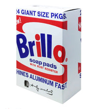 Load image into Gallery viewer, BEARBRICK Andy Warhol&#39;s &#39;Brillo&#39; (400% + 100%) Vinyl Figure Be@rbrick
